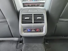 VW Passat Variant Business TDI DSG in Diabasgrau Metallic