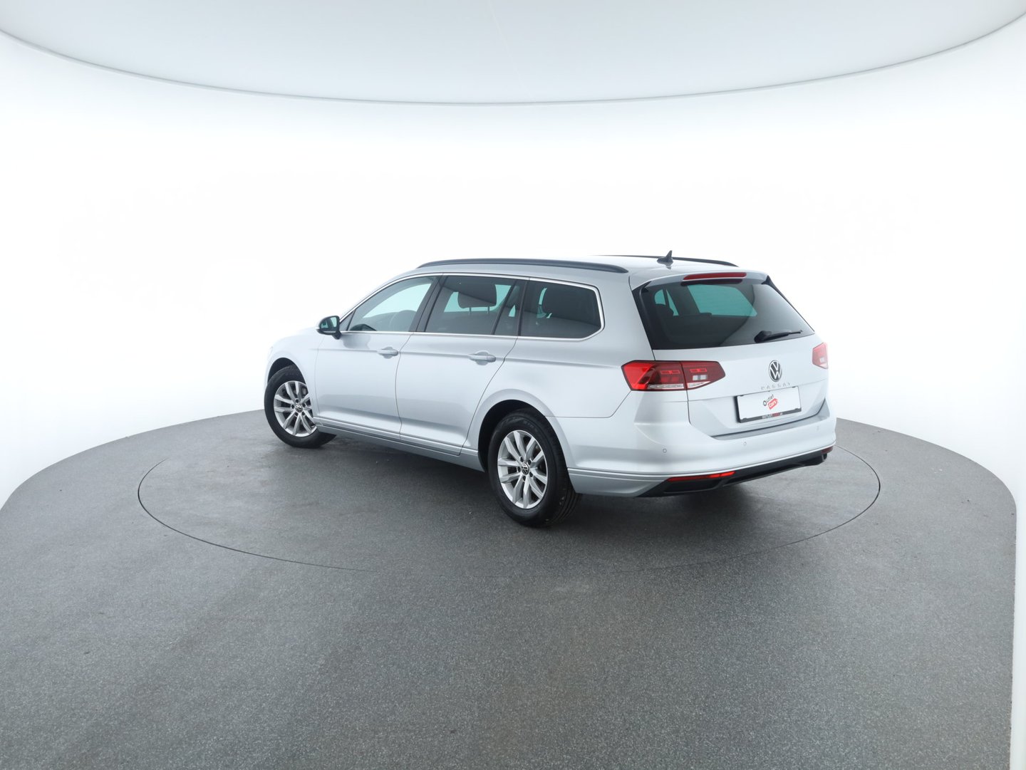 VW Passat Variant Business TDI DSG | Bild 2 von 14