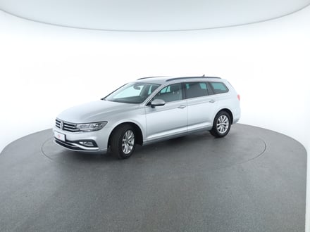 VW Passat Variant Business TDI DSG
