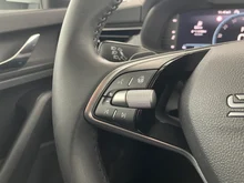 Škoda Kamiq Selection TSI DSG in Moon-Weiß Metallic