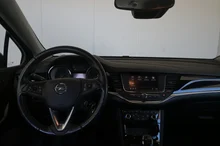 Opel Astra K Lim. 5-trg. Design & Tech Start/Stop in Schwarz