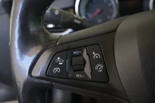 Opel Astra K Lim. 5-trg. Design & Tech Start/Stop in Schwarz