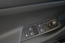 Opel Astra K Lim. 5-trg. Design & Tech Start/Stop in Schwarz
