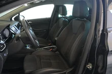 Opel Astra K Lim. 5-trg. Design & Tech Start/Stop in Schwarz
