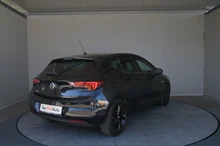 Opel Astra K Lim. 5-trg. Design & Tech Start/Stop in Schwarz