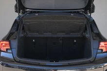 Opel Astra K Lim. 5-trg. Design & Tech Start/Stop in Schwarz