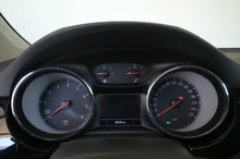 Opel Astra K Lim. 5-trg. Design & Tech Start/Stop in Schwarz