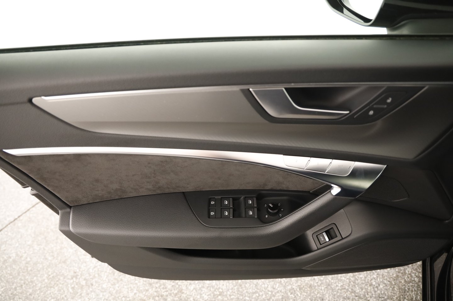 Audi A6 Avant 45 TDI quattro Sport | Bild 5 von 25