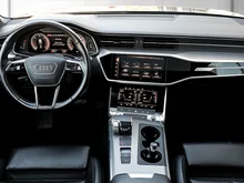Audi A6 Avant 45 TDI quattro Sport in MYTHOSSCHWARZ METALLIC