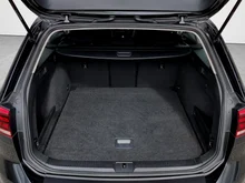 VW Passat Variant Business TDI DSG in 5V Mangangrau Metallic