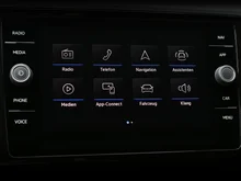 VW Passat Variant Business TDI DSG in 5V Mangangrau Metallic
