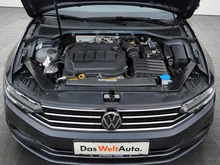 VW Passat Variant Business TDI DSG in 5V Mangangrau Metallic