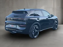 VW T-Roc R-Line eTSI DSG in Grenadillschwarz Metallic