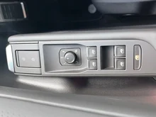 VW T-Roc R-Line eTSI DSG in Grenadillschwarz Metallic