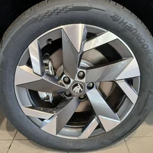 Thumbnail-Foto von Fahrzeug
