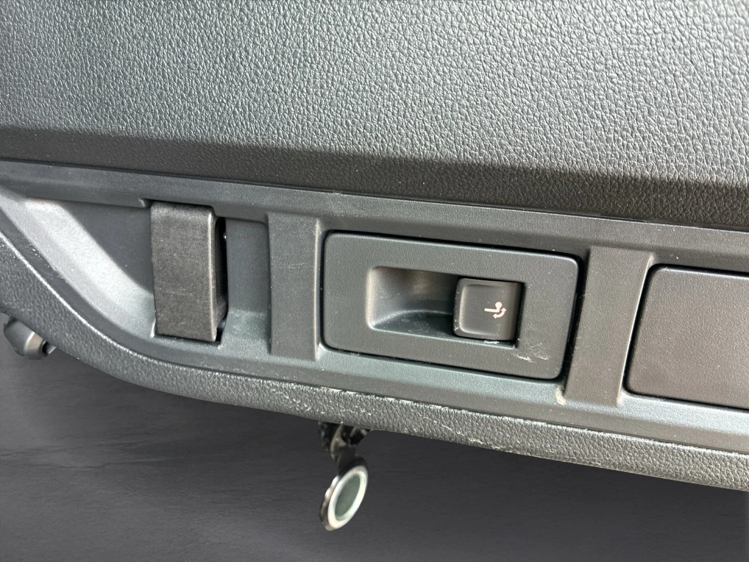 Bild eines Škoda Octavia Combi Selection TSI mHEV DSG