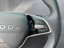 Škoda Octavia Combi Selection TSI mHEV DSG in Graphit-Grau Metallic