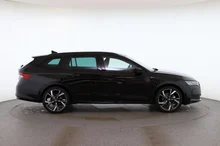 Škoda Octavia Combi Sportline TDI DSG in Black-Magic Perleffekt
