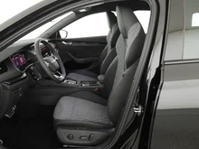 Škoda Octavia Combi Sportline TDI DSG in Black-Magic Perleffekt