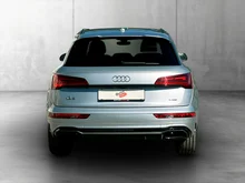 Audi Q5 40 TDI quattro S line in FLORETTSILBER METALLIC