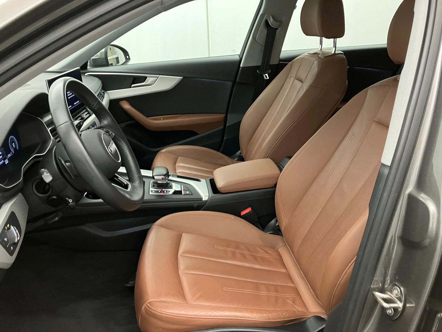 Audi A4 Avant 35 TDI advanced | Bild 12 von 32