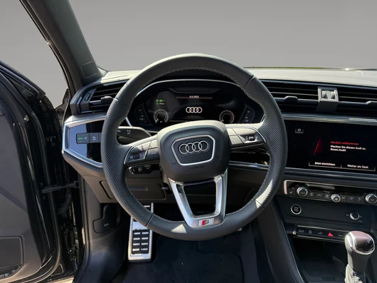 Bild eines Q3 Sportback e-tron 45 TFSI e S line ext