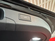 Škoda Superb Combi Sportline iV TSI DSG in Ebony-Schwarz Metallic