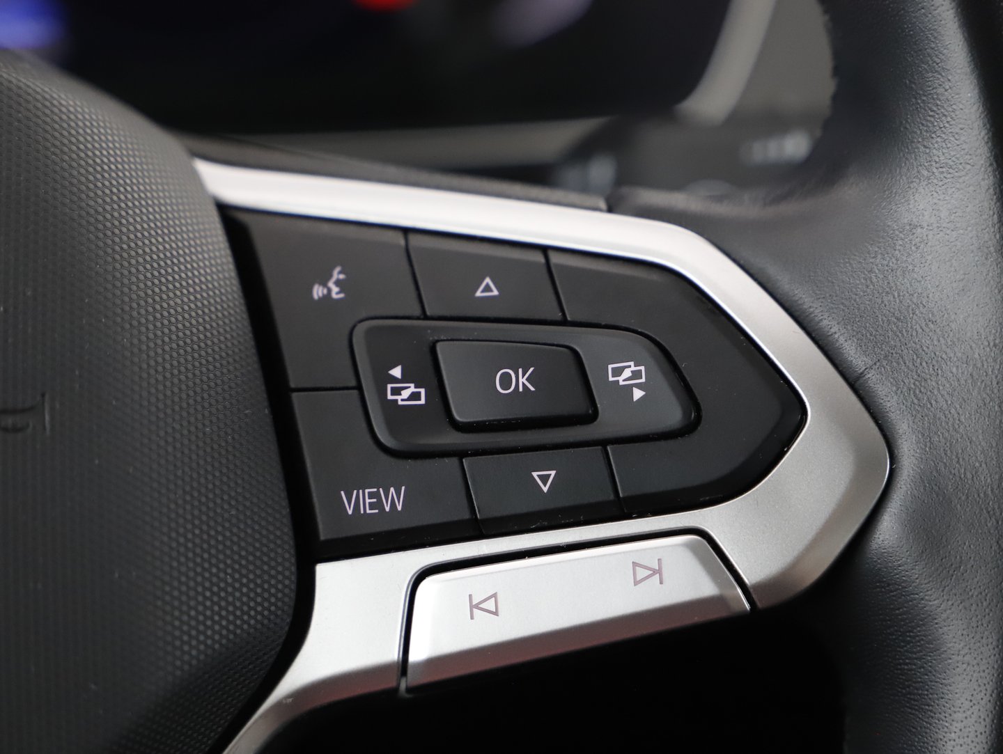 VW Passat Variant Business TDI | Bild 18 von 29
