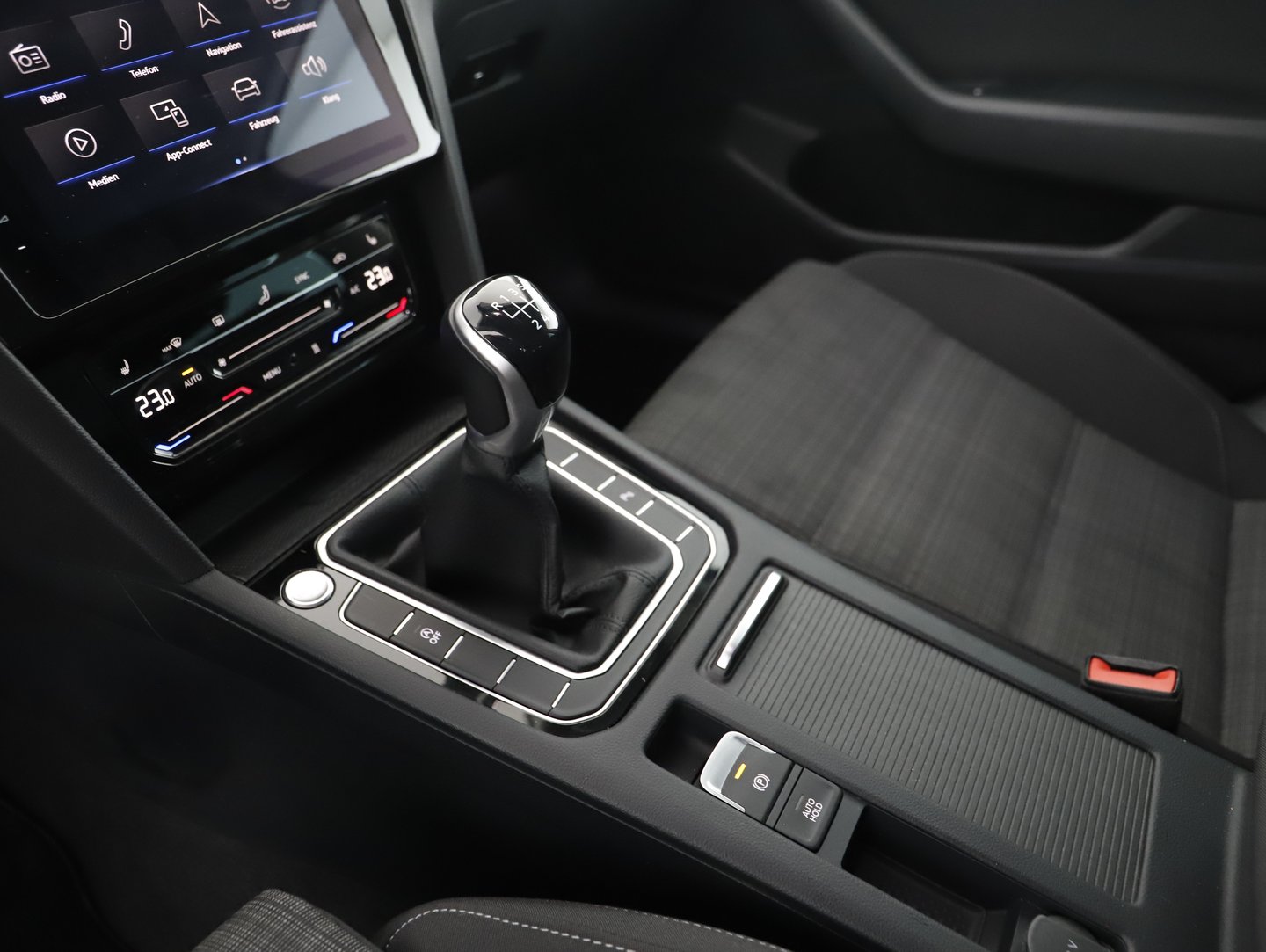 VW Passat Variant Business TDI | Bild 23 von 29