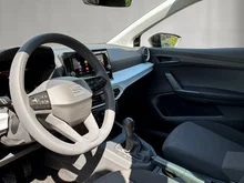 SEAT Ibiza Reference Edition 1.0 80PS in Nacht-Schwarz Metallic