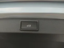 Škoda Karoq 4x4 Sportline TDI DSG in Smokey Diamond-Silber Metallic