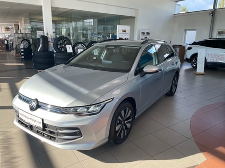 VW Golf Variant Business mHeV DSG