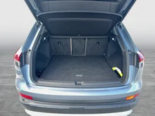 Audi Q4 e-tron 50 e-tron quattro in Geysirblau metaliic