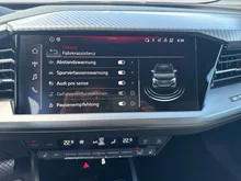 Audi Q4 e-tron 50 e-tron quattro in Geysirblau metaliic