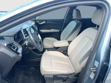 Audi Q4 e-tron 50 e-tron quattro in Geysirblau metaliic