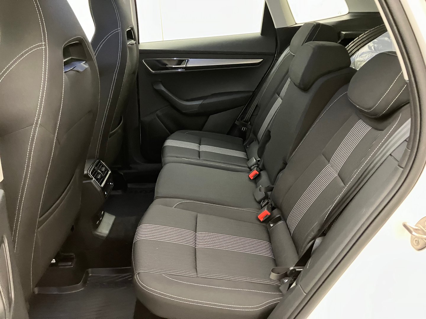 Škoda KAROQ Style SC TDI | Bild 26 von 35