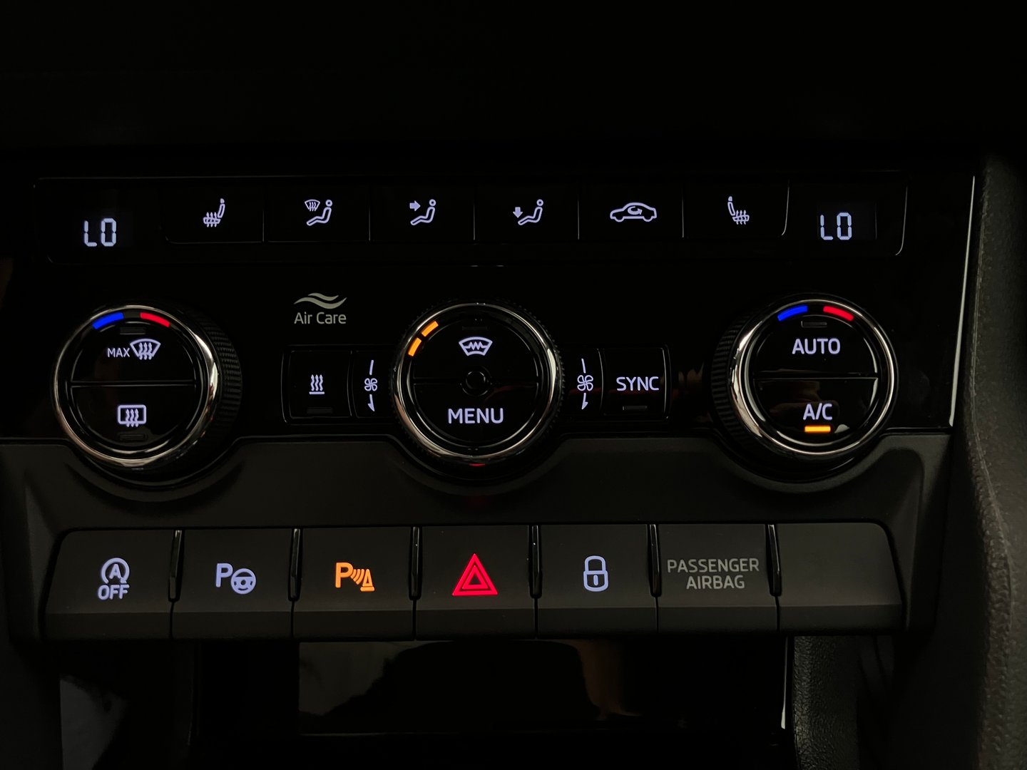 Škoda KAROQ Style SC TDI | Bild 24 von 35