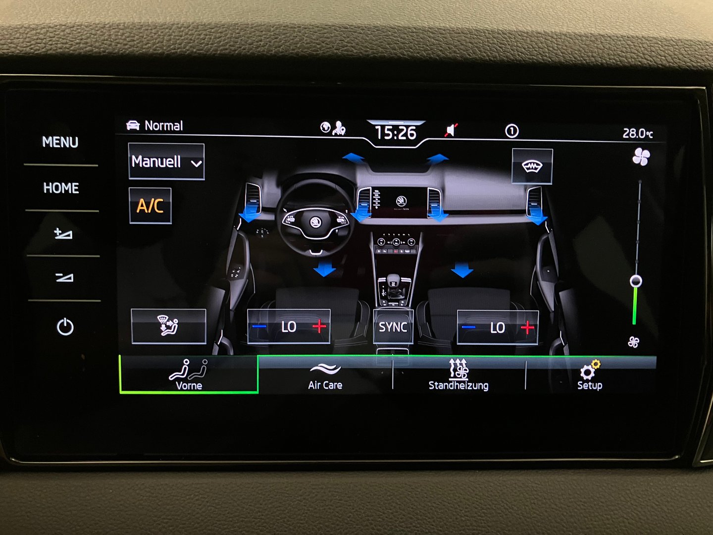 Škoda KAROQ Style SC TDI | Bild 23 von 35