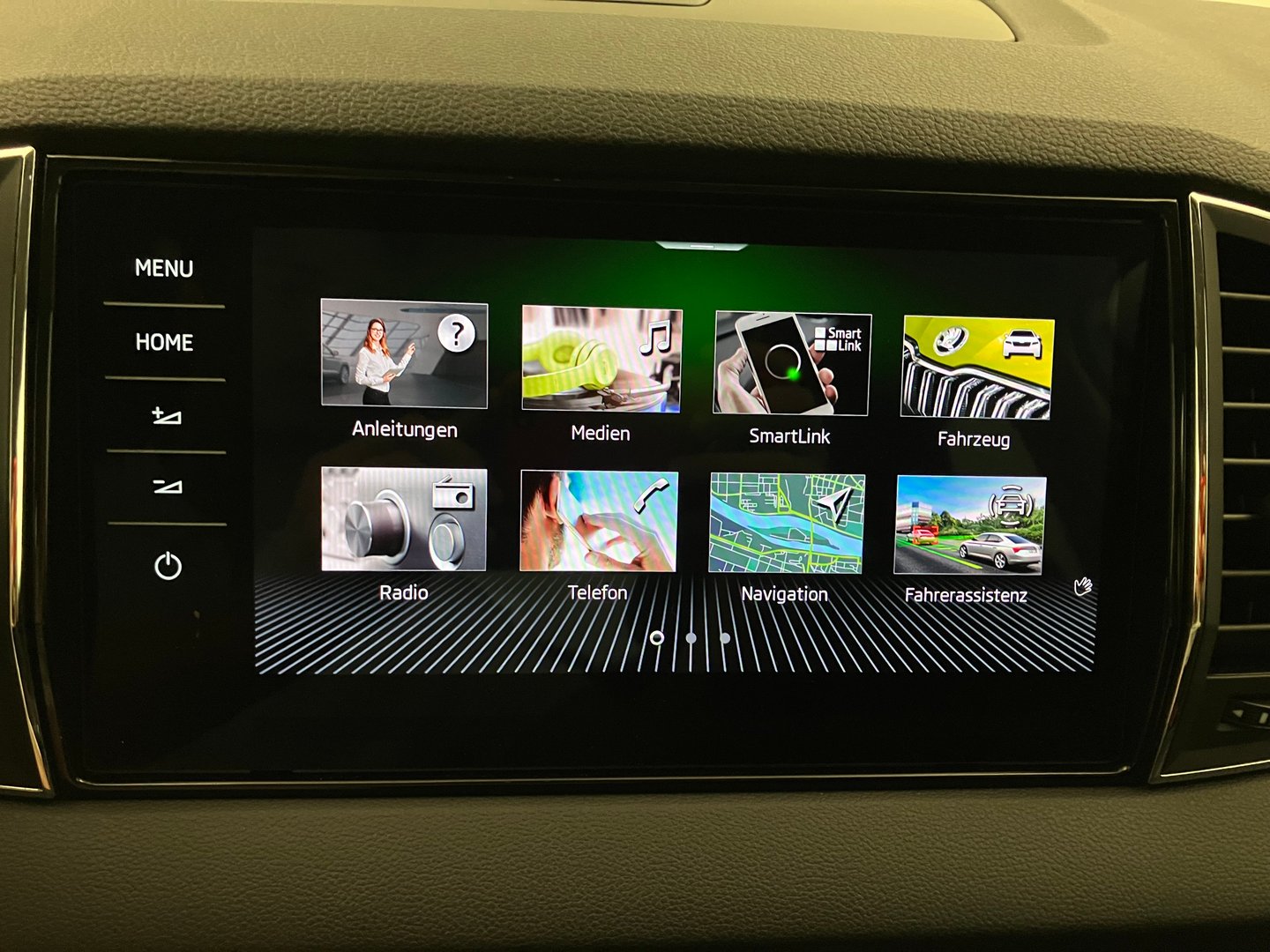 Škoda KAROQ Style SC TDI | Bild 17 von 35