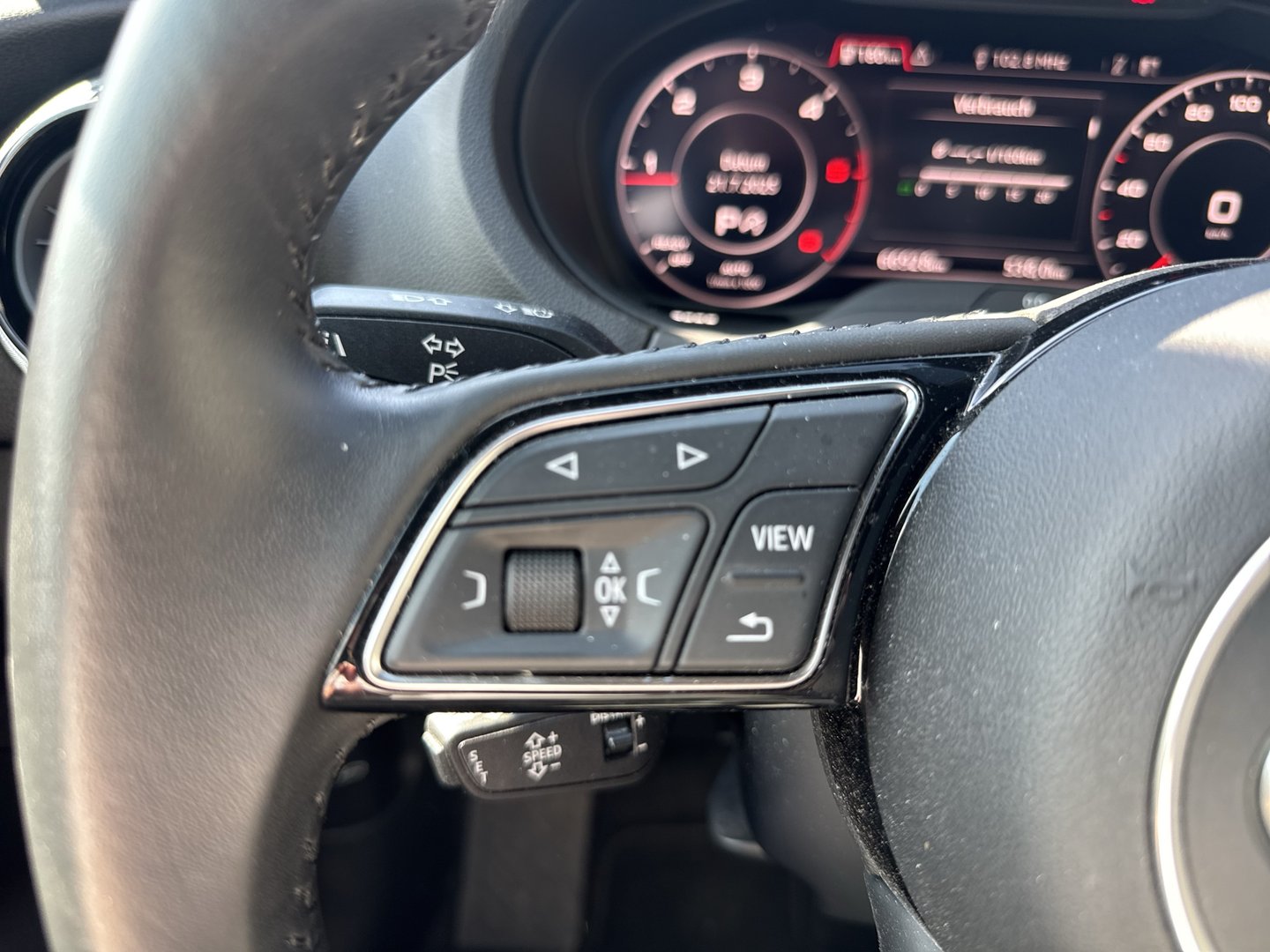 Audi A3 Sportback 40 TDI quattro Sport | Bild 17 von 26