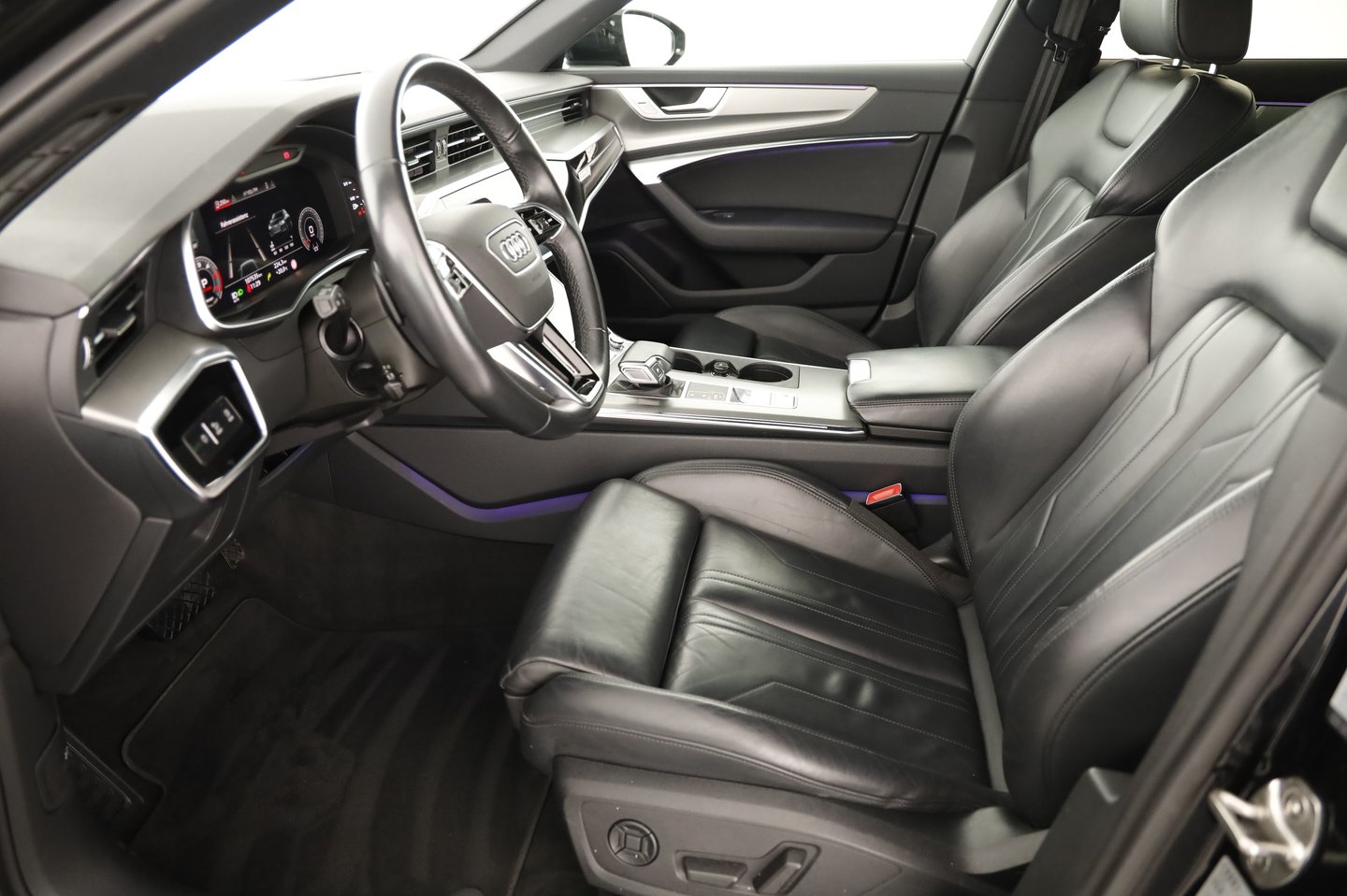 Audi A6 Limousine 45 TDI quattro Sport | Bild 13 von 30