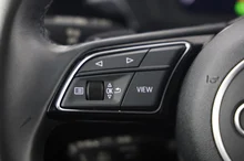Audi A3 Sportback 35 TDI S line exterieur in MYTHOSSCHWARZ METALLIC