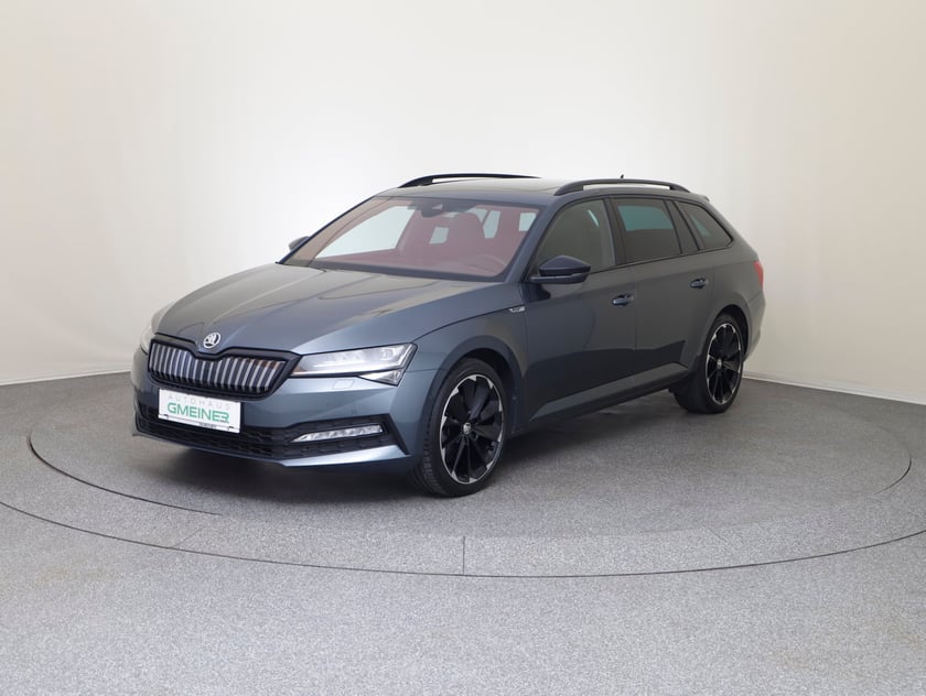 Škoda SUPERB Combi iV SPORTLINE DSG