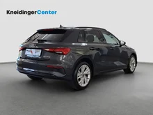 Audi A3 Sportback 30 TFSI advanced in schwarz - metallic