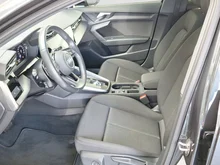 Audi A3 Sportback 30 TFSI advanced in schwarz - metallic