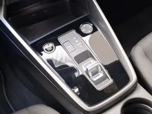 Audi A3 Sportback 30 TFSI advanced in schwarz - metallic