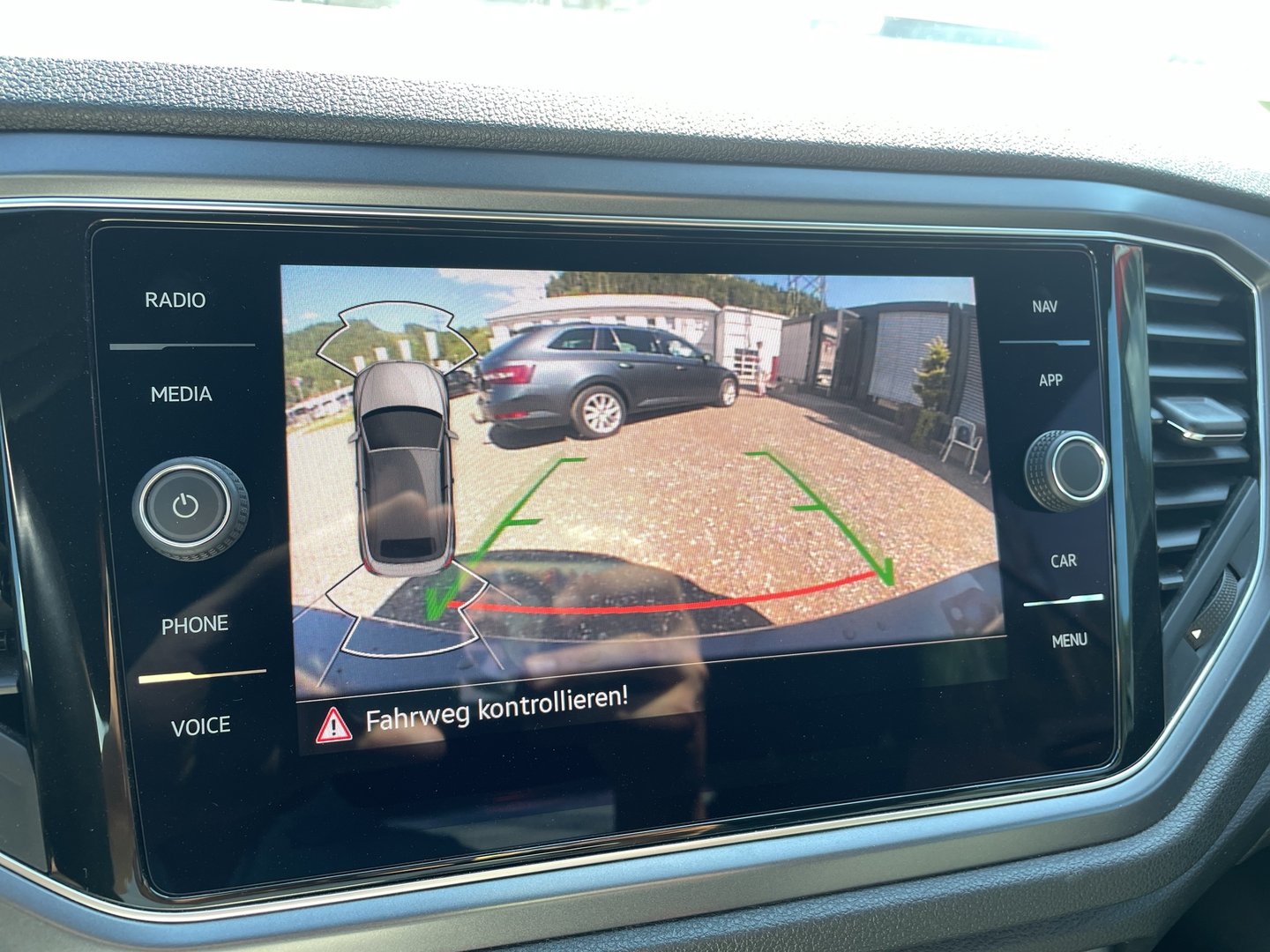 VW T-Roc Cabriolet Style TSI | Bild 15 von 23