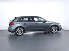 Audi A3 Sportback 30 TFSI Design in monsungrau metallic