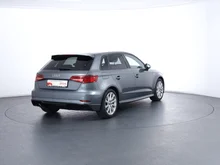 Audi A3 Sportback 30 TFSI Design in monsungrau metallic