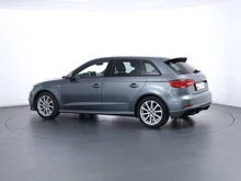 Audi A3 Sportback 30 TFSI Design in monsungrau metallic
